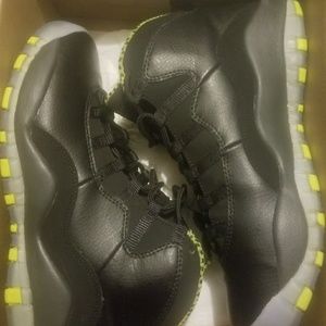 Jordan Retro 10s